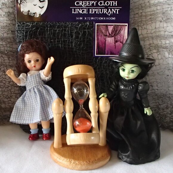 🎉 HOST PICK 🎉 M.A. Witch & Dorothy Dolls, Traditional Glass Sand Timer, Cloth - Picture 6 of 15